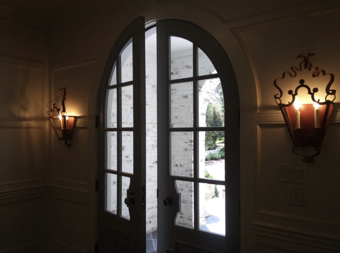 Entryway wall sconces
